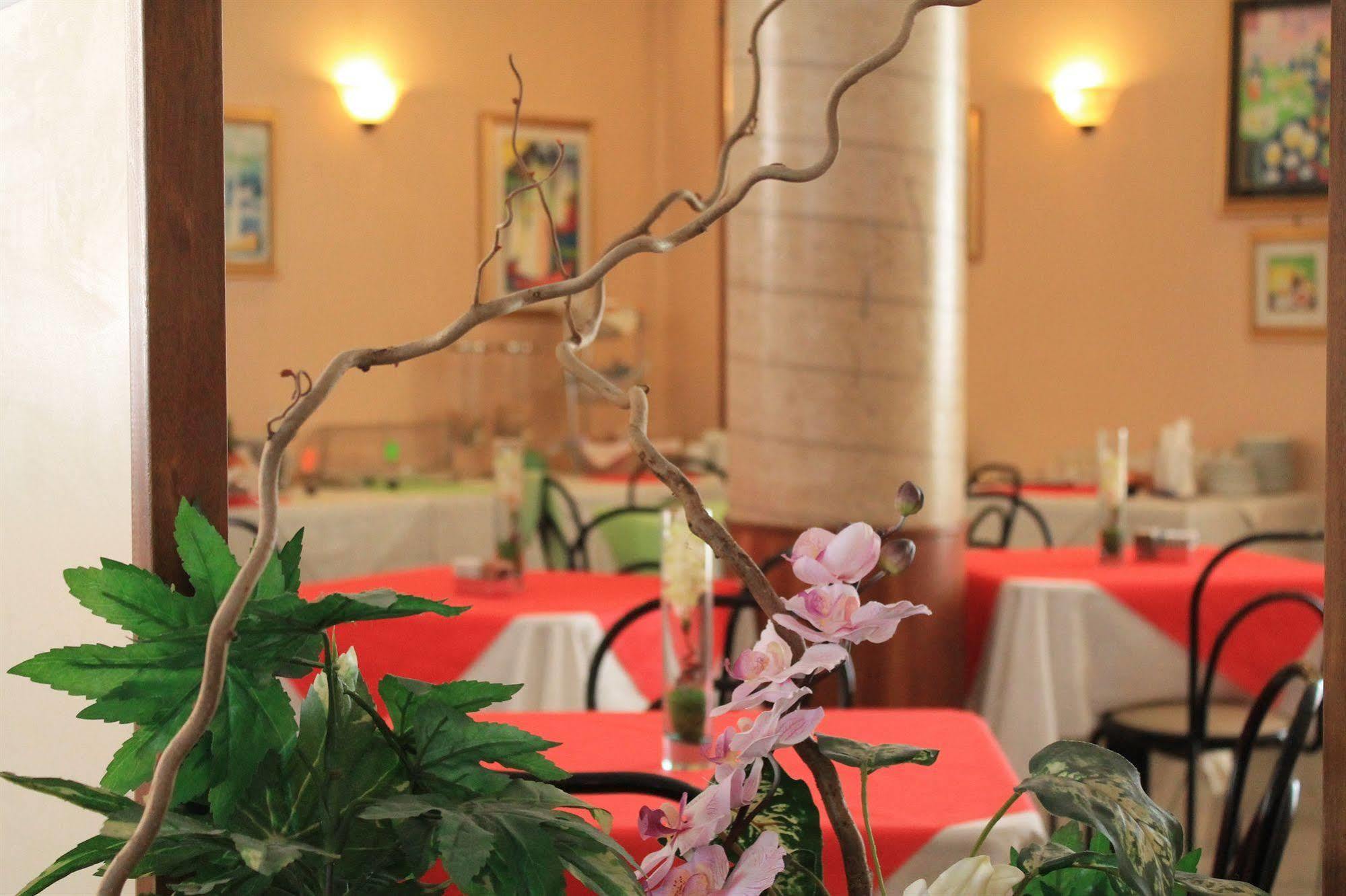 Hotel Villa Truentum มาร์ตินซิกูโร ภายนอก รูปภาพ